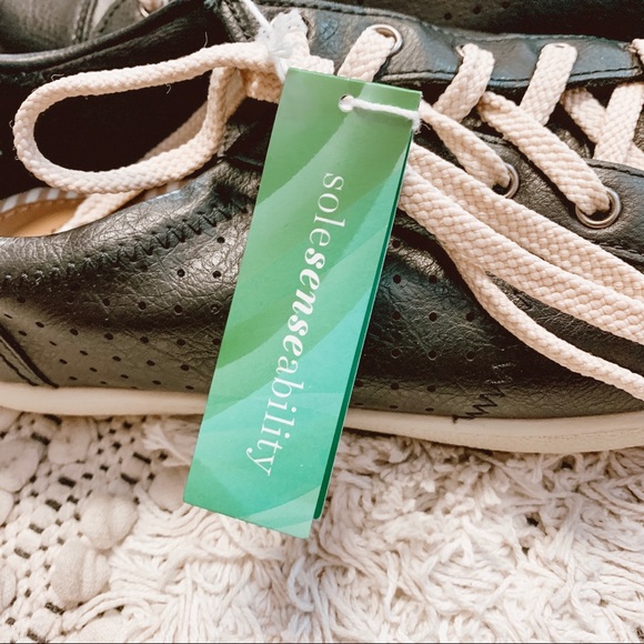 Memory Foam black sneakers - Picture 4 of 6